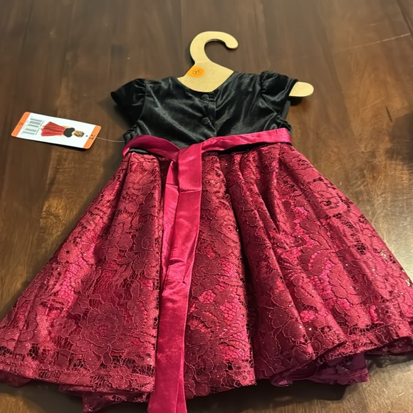 Size 2T Dress NEW WITH TAGS - Picture 2 of 3
